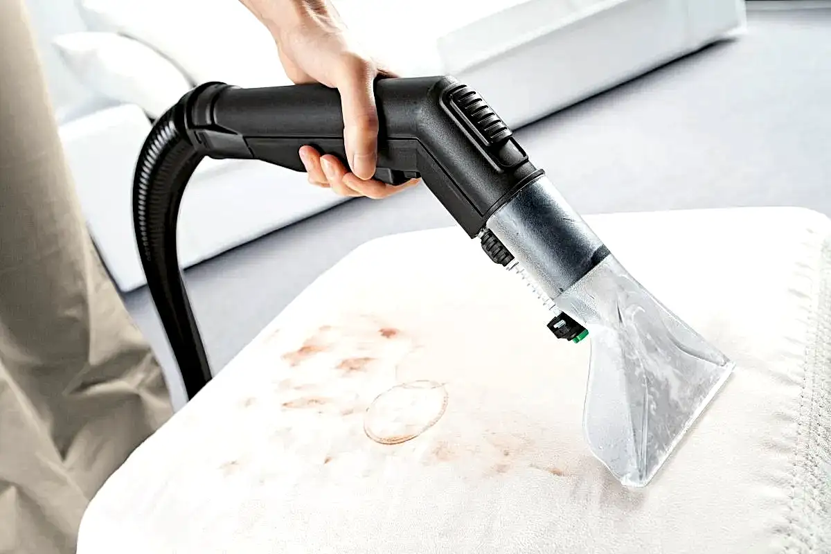 Buharla Koltuk Temizliği