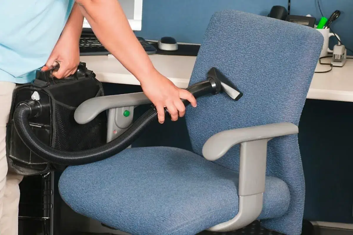 Koltuktaki Sakız Lekesi Nasıl Çıkar?